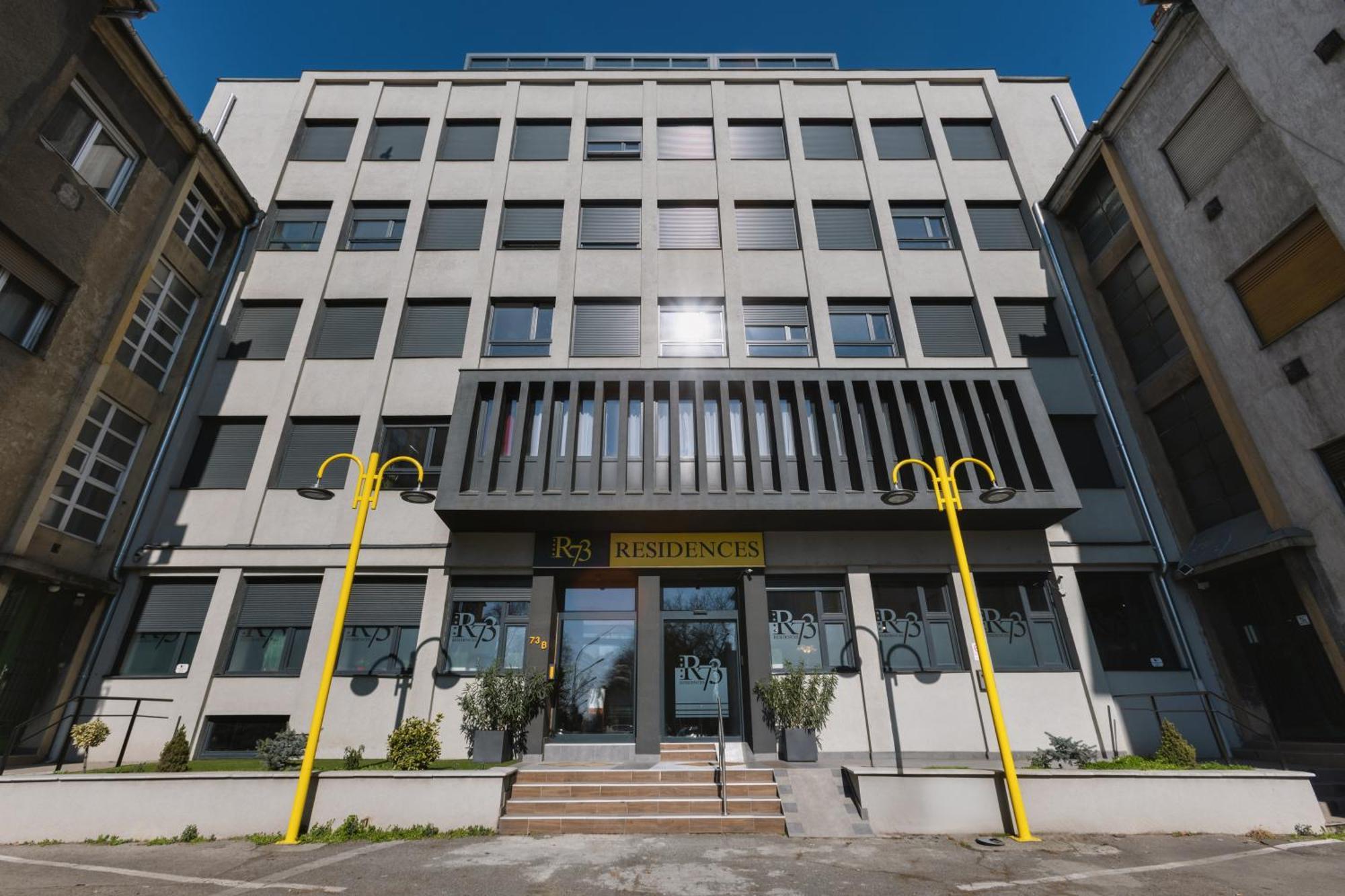 R73 Residences Печ Экстерьер фото